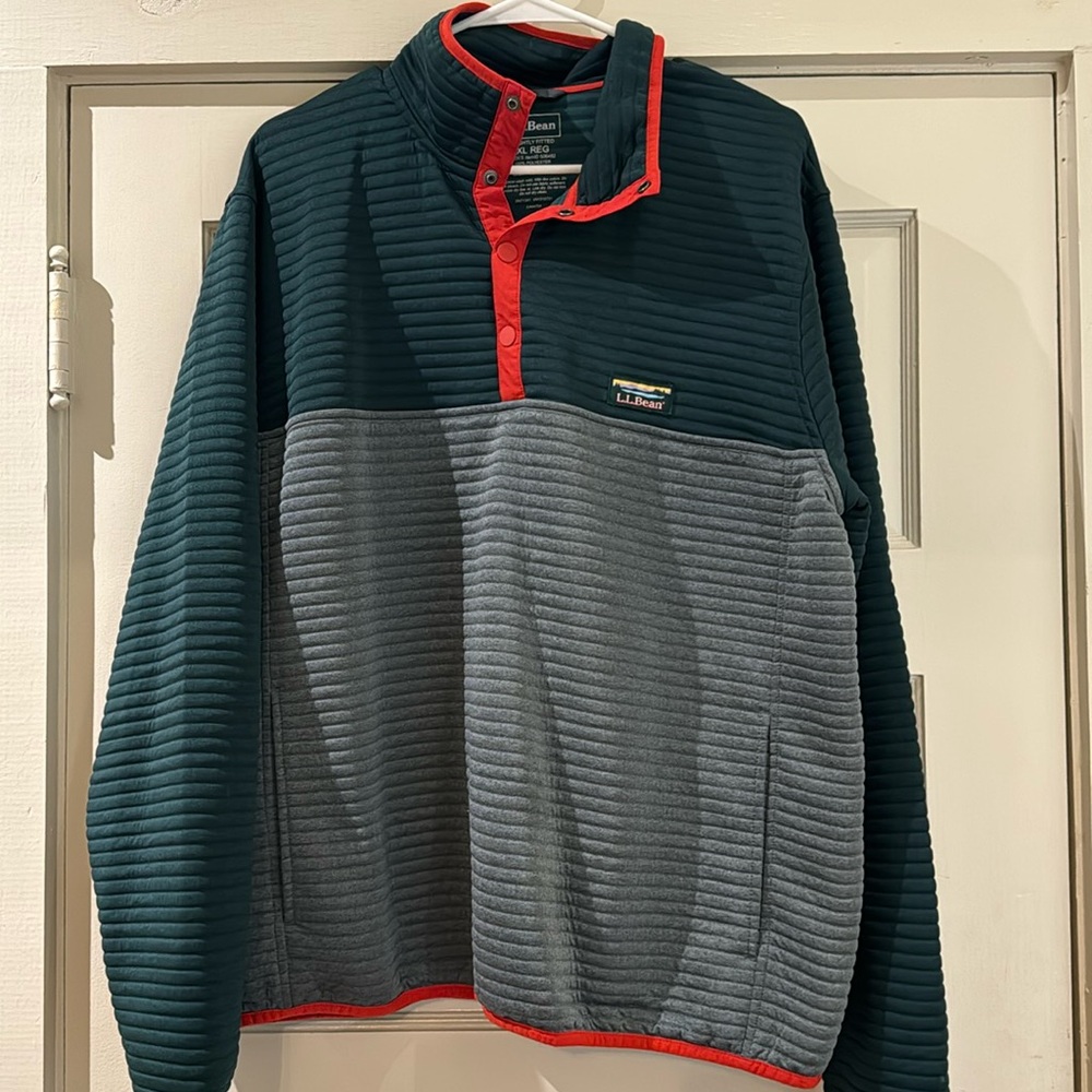 LL Bean Green and Gray Pullover